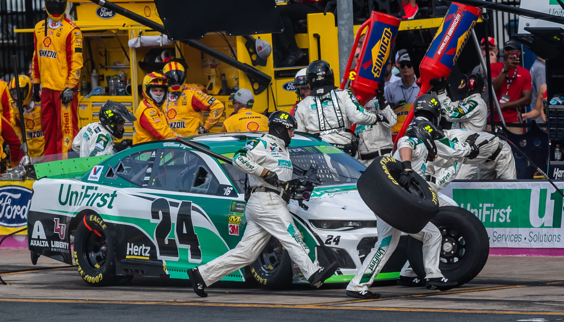 The Monster Energy Nascar Cup Series on Sunday September 29 ,2019